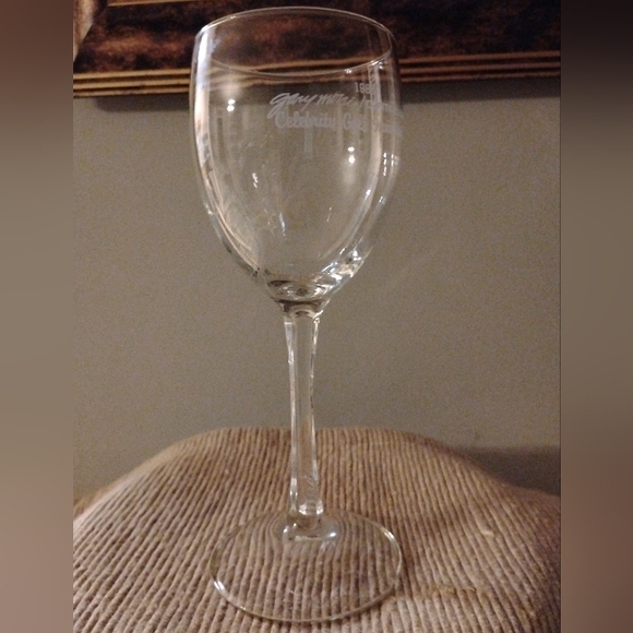8 Elegant 1989 Gary Morris Celebrity Golf Inventanional Crystal Wine Glasses - Picture 2 of 2